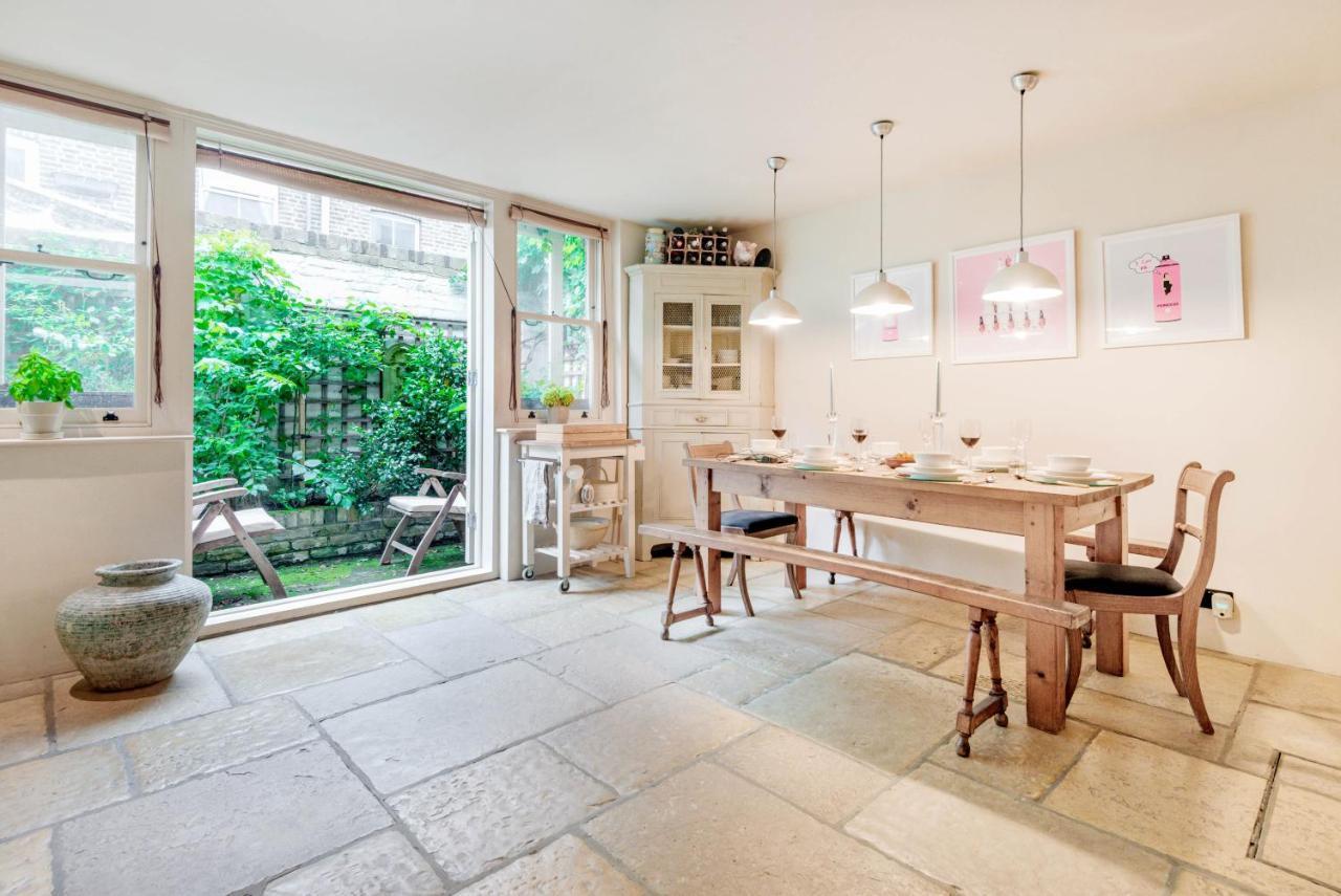 Traditional London Townhouse Close To Battersea Park By Underthedoormat Apartment Exterior photo